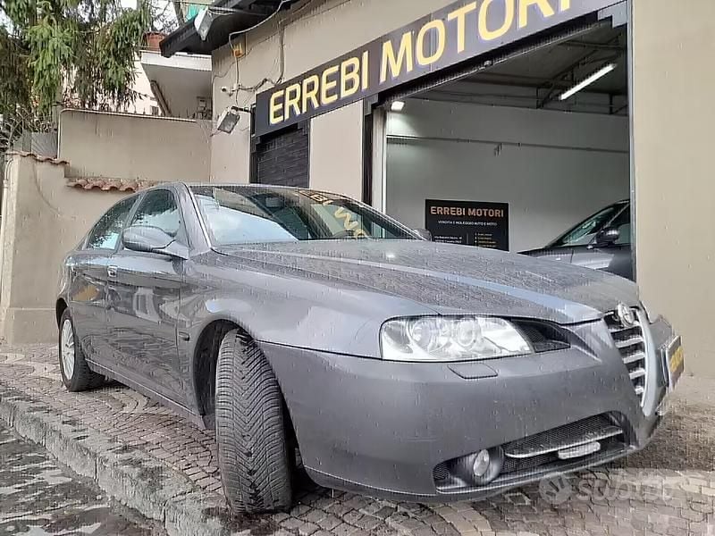 Usata Alfa Romeo 166 185 CV (136 kW) 2007 Grigio Berlina