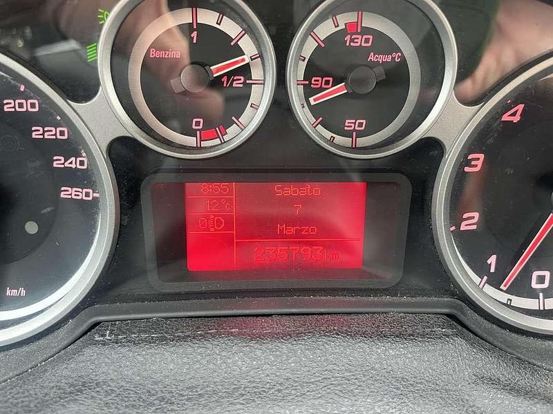 Usata Alfa Romeo MiTo Progression 79 CV (58 kW) 2015 Nero Utilitaria