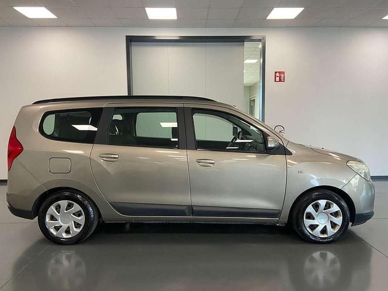 Usata Dacia Lodgy Ambiance 107 CV (78 kW) 2012 Grigio Monovolume