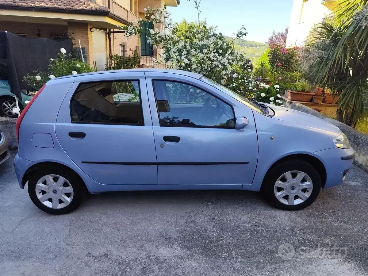 Usata Fiat Punto 2003 Utilitaria