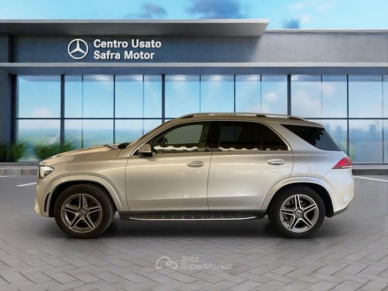 Usado Mercedes GLE300 Premium 245 CV (180 kW) 2021 Plateado SUV