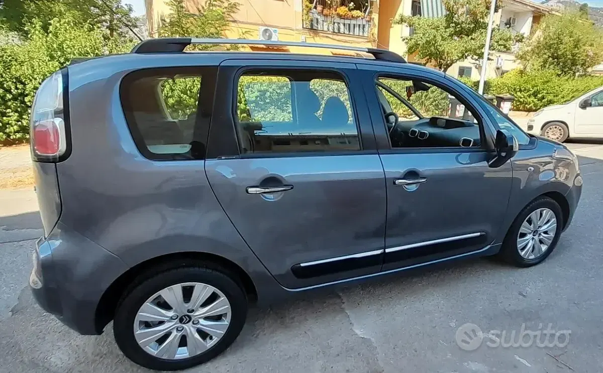 Usata Citroën C3 Picasso Seduction 92 CV (67 kW) 2011 Grigio Monovolume
