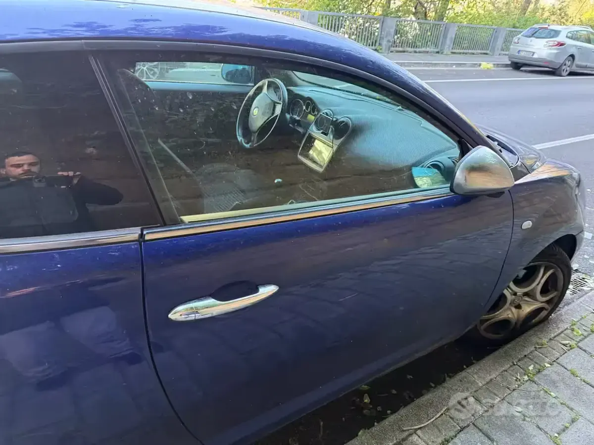 Usata Alfa Romeo MiTo 135 CV (99 kW) 2011 Bluazzurro Utilitaria