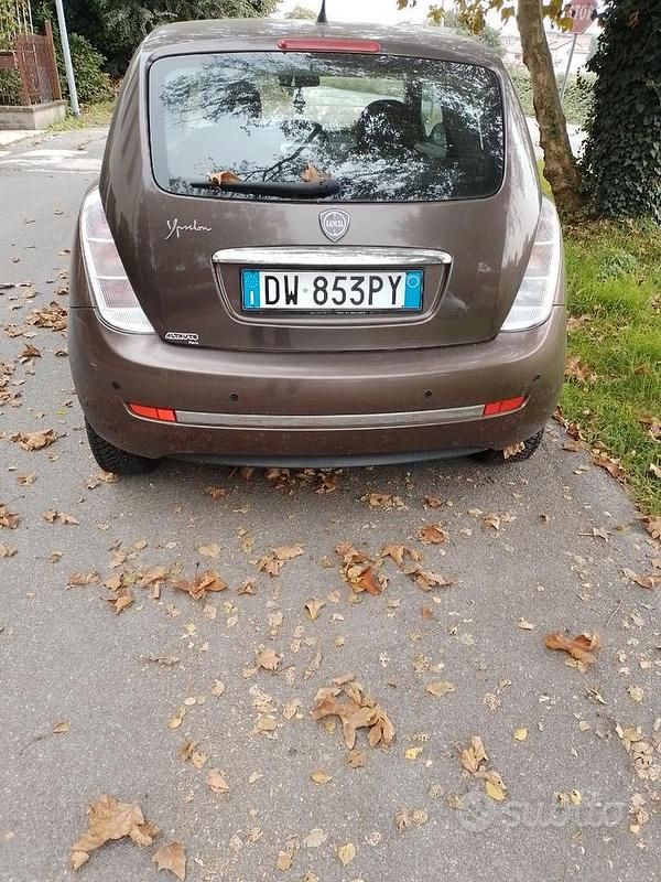 Usata Lancia Ypsilon 60 CV (44 kW) 2008 Marrone Utilitaria