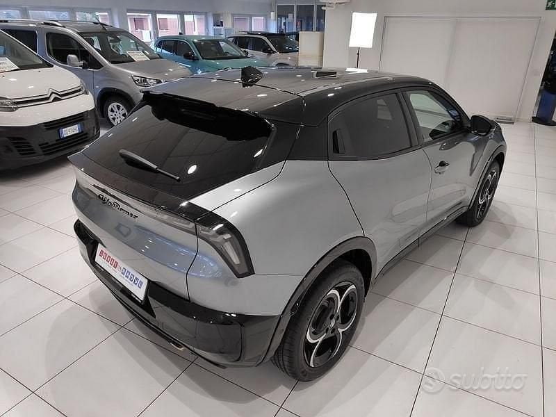 Nuova Alfa Romeo GT Junior 145 CV (106 kW) 2025 Grigio SUV