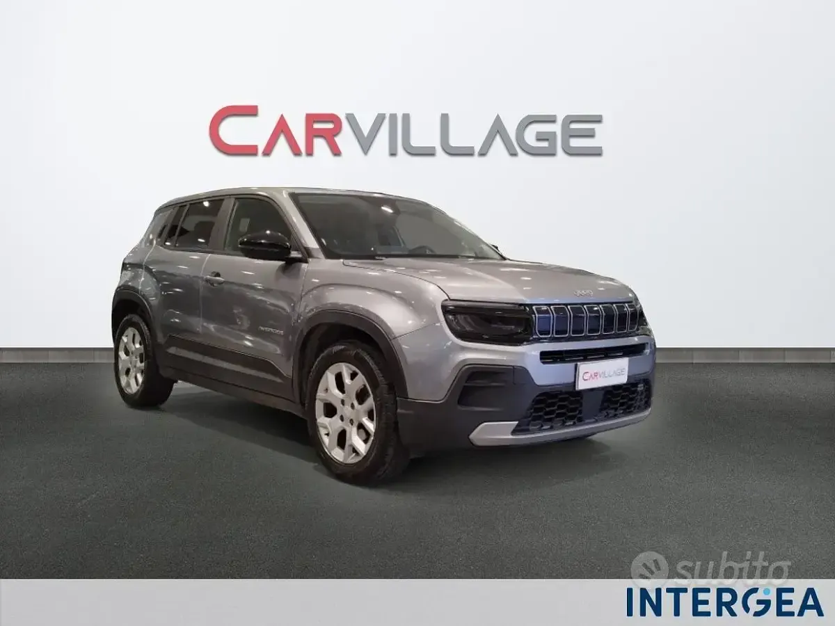 Usata Jeep Avenger Altitude 101 CV (74 kW) 2023 Grigio SUV