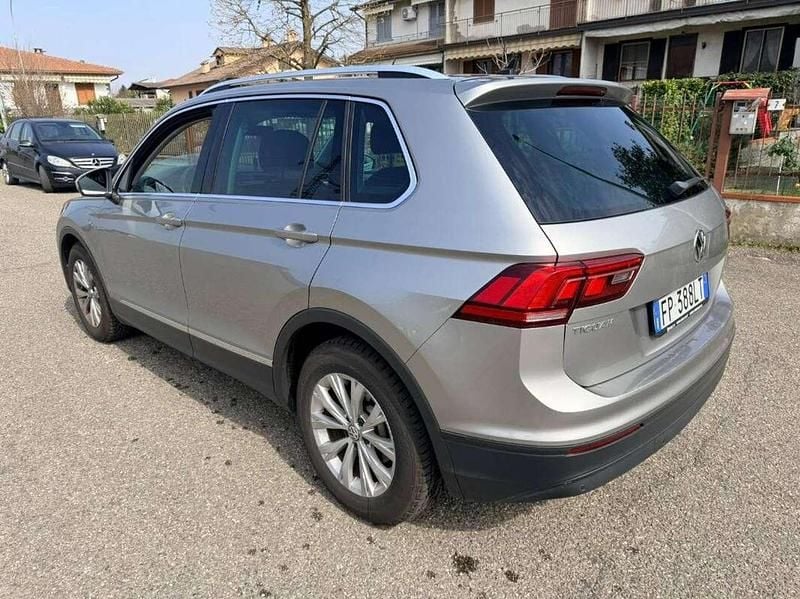 Usata VW Tiguan Business 116 CV (85 kW) 2018 Grigio SUV
