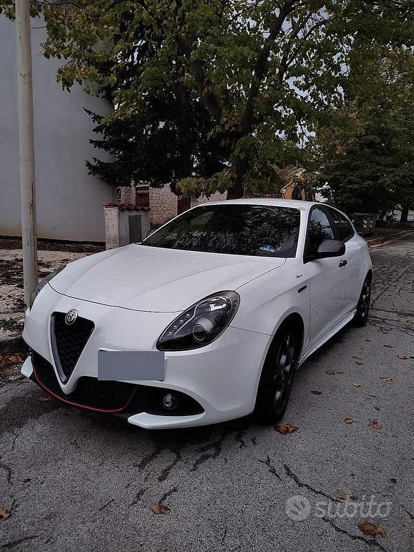 Usata Alfa Romeo Giulietta Sprint 150 CV (110 kW) 2015 Utilitaria