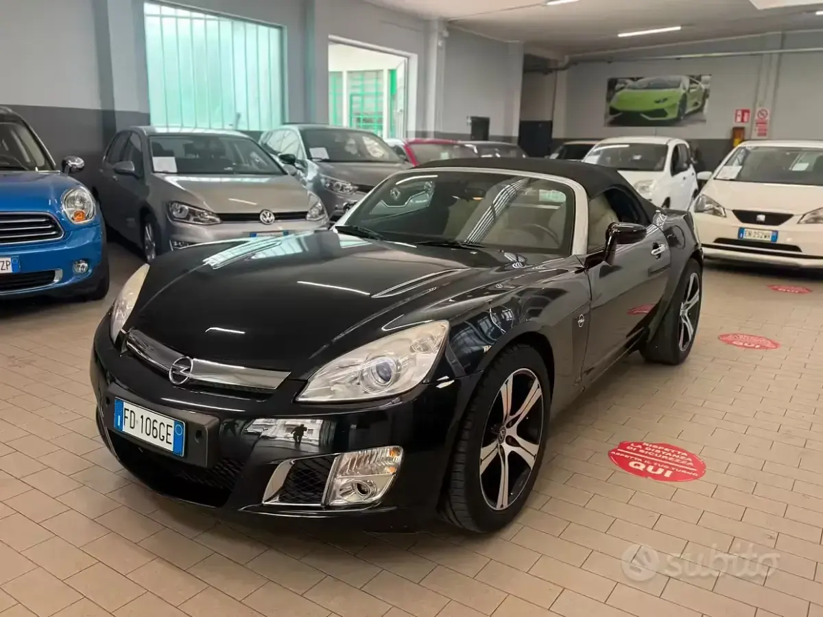 Usata Opel GT 264 CV (194 kW) 2008 Nero Cabrio