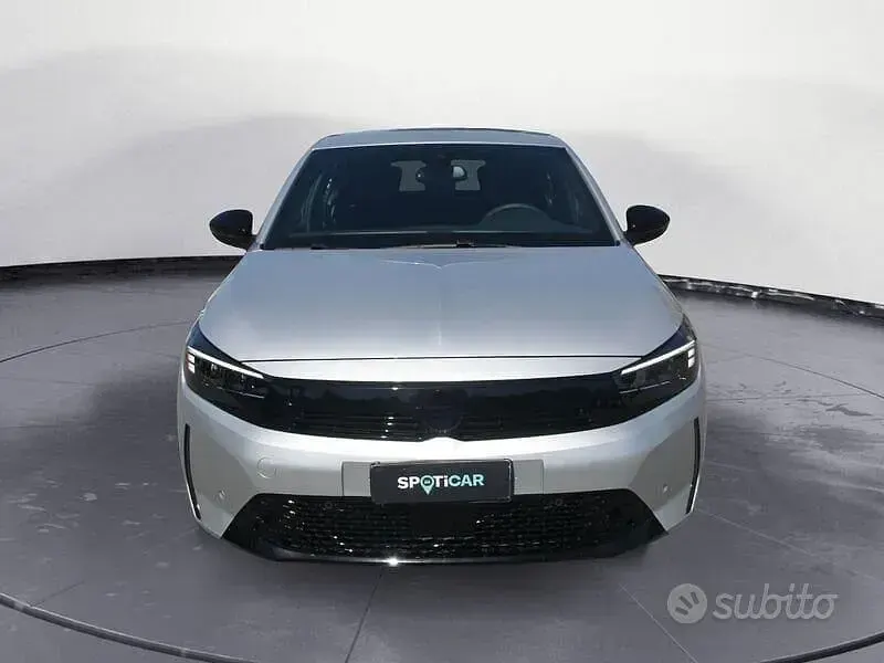 Usata Opel Corsa 101 CV (74 kW) 2025 Grigio Utilitaria