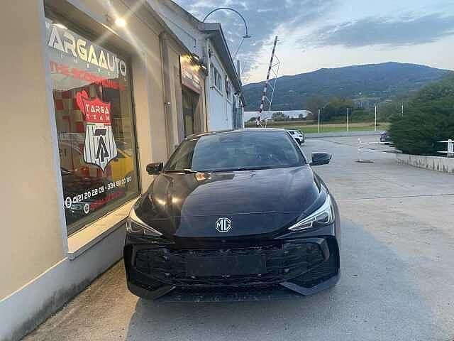 Usata MG MG3 Luxury 101 CV (74 kW) 2024 Nero Utilitaria