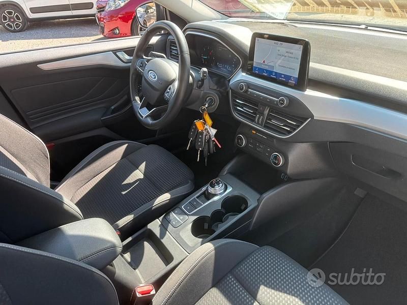 Usata Ford Focus Business Edition 120 CV (88 kW) 2021 Grigio Station wagon
