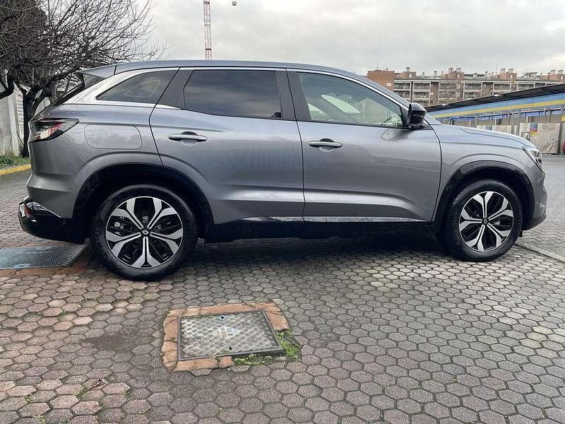 Usata Renault Austral Evolution 131 CV (96 kW) 2024 Grigio SUV