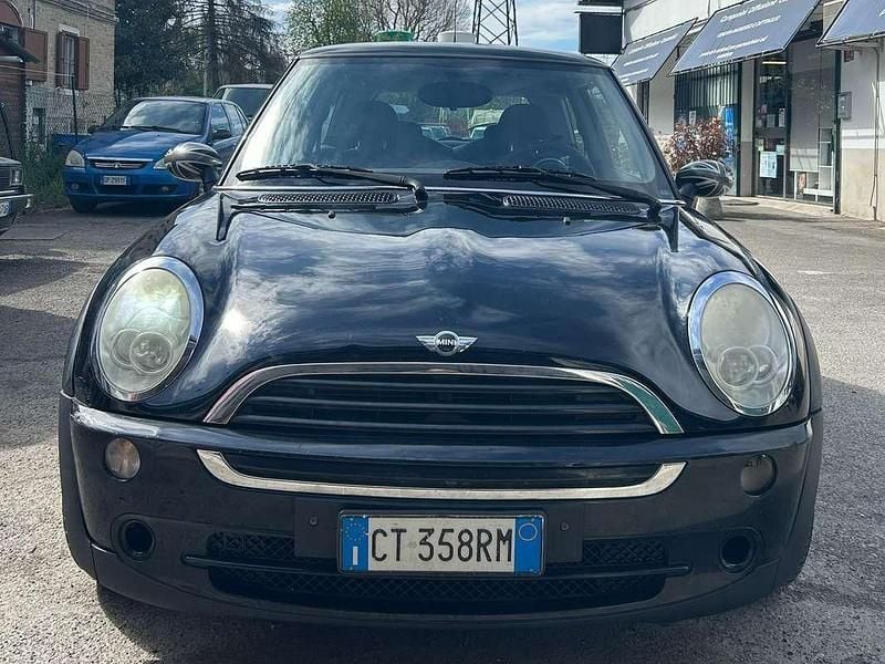 Usata Mini ONE 90 CV (66 kW) 2004 Nero Utilitaria