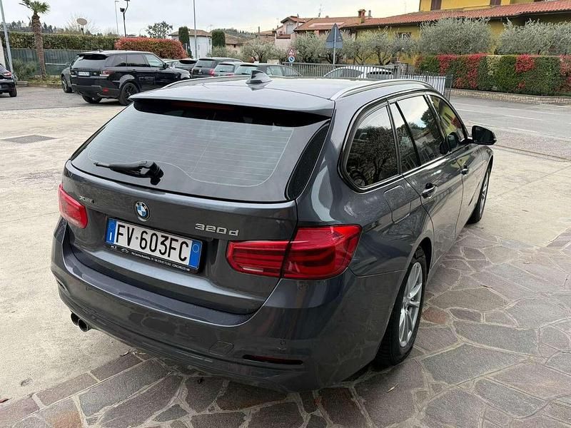 Usata BMW 320 M Sport 190 CV (139 kW) 2019 Grigio Station wagon