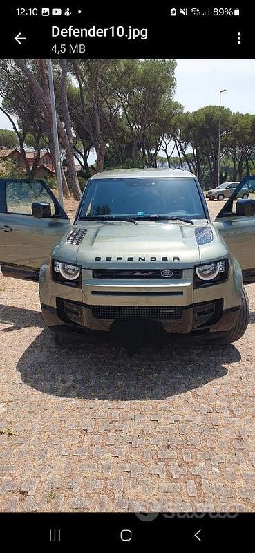 Usata Land Rover Defender 250 CV (183 kW) 2022 SUV