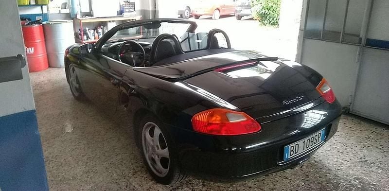 Usata Porsche Boxster 204 CV (150 kW) 1999 Nero Cabrio