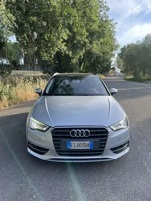 Usata Audi A3 Ambition 105 CV (77 kW) 2013 Berlina
