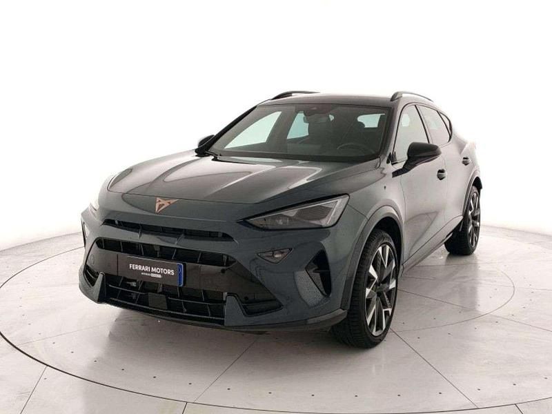 Fiord blue vernice pastello Usata 2024 Cupra Formentor SUV | 32.800 € (Buon prezzo) - Immagine 1/4