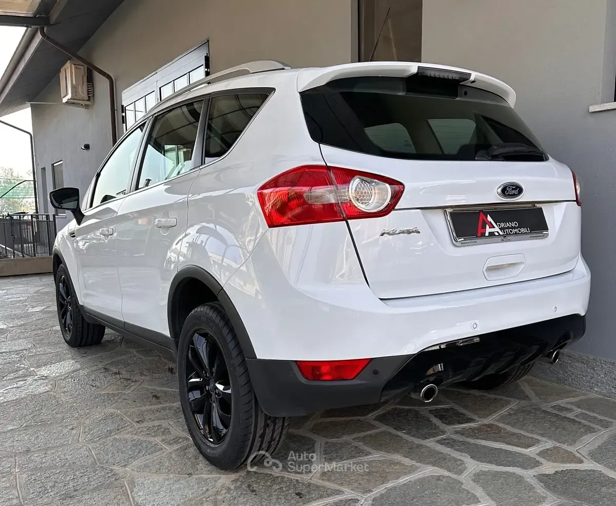 Occasion Ford Kuga Titanium 163 ch (119 kW) 2013 Blanc SUV