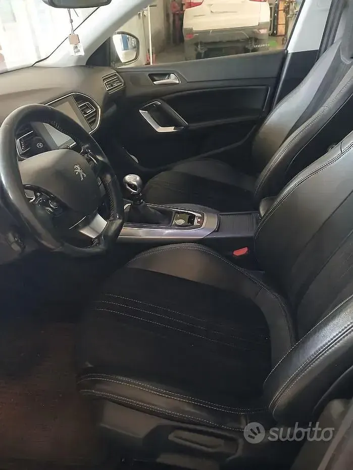 Usata Peugeot 308 Allure 120 CV (88 kW) 2016 Bianco Berlina