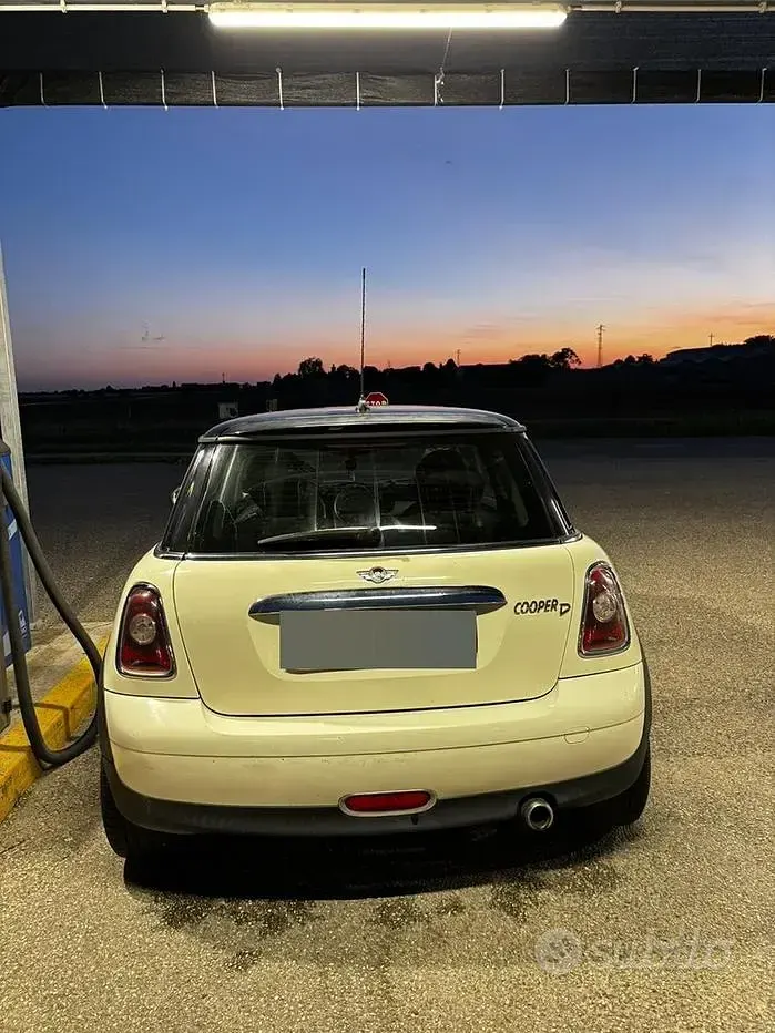 Usata Mini Cooper 109 CV (80 kW) 2008 Bianco Utilitaria