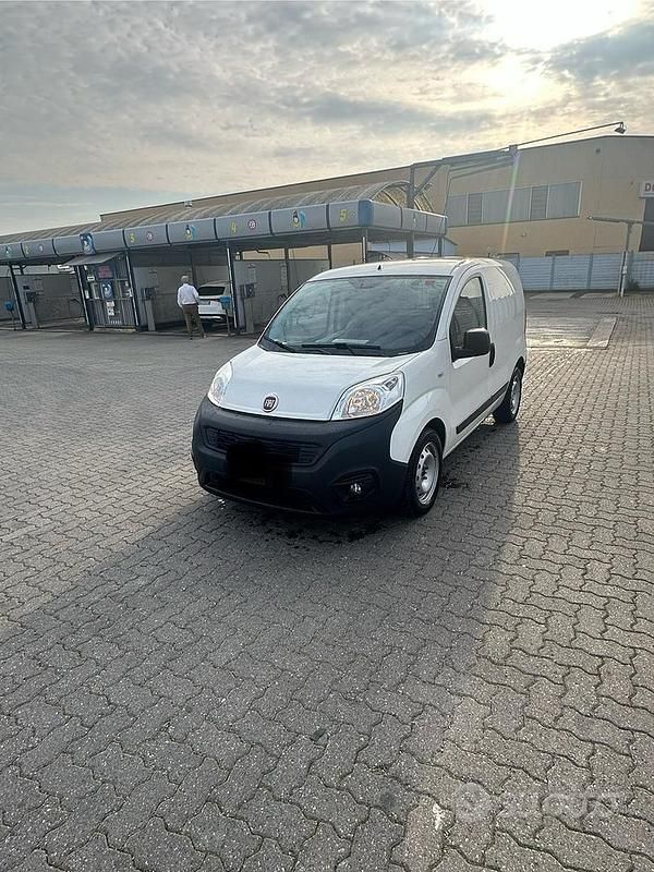 Usata Fiat Fiorino 80 CV (58 kW) 2021 Bianco Monovolume