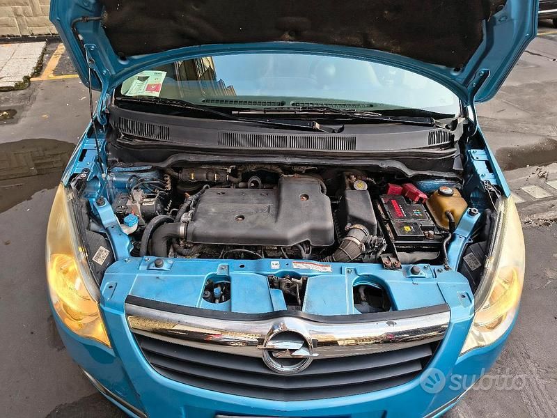 Usata Opel Agila 75 CV (55 kW) 2008 Utilitaria