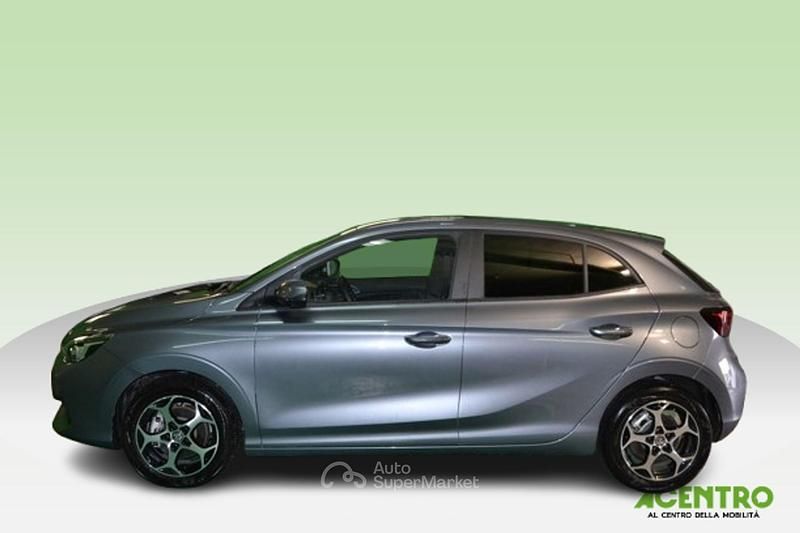 Usata MG MG3 Luxury 102 CV (75 kW) 2025 Gray Utilitaria