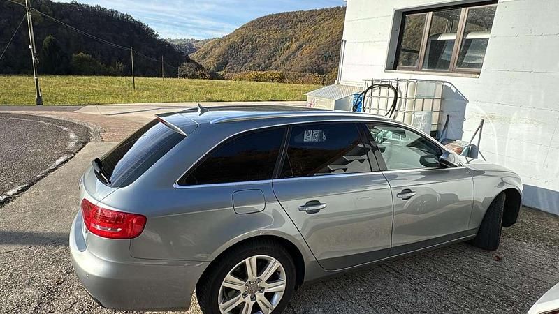 Usata Audi A4 Ambiente 143 CV (105 kW) 2011 Grigio Station wagon