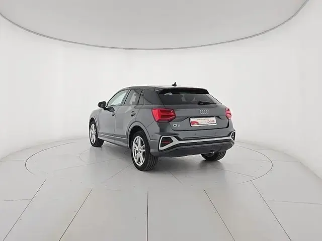 Usata Audi Q2 S-Line 150 CV (110 kW) 2025 Grigio SUV