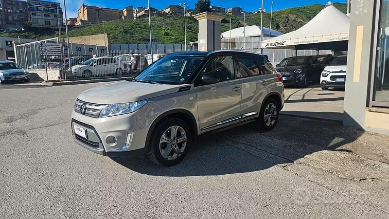 Usata Suzuki Vitara 120 CV (88 kW) 2015 Beige SUV