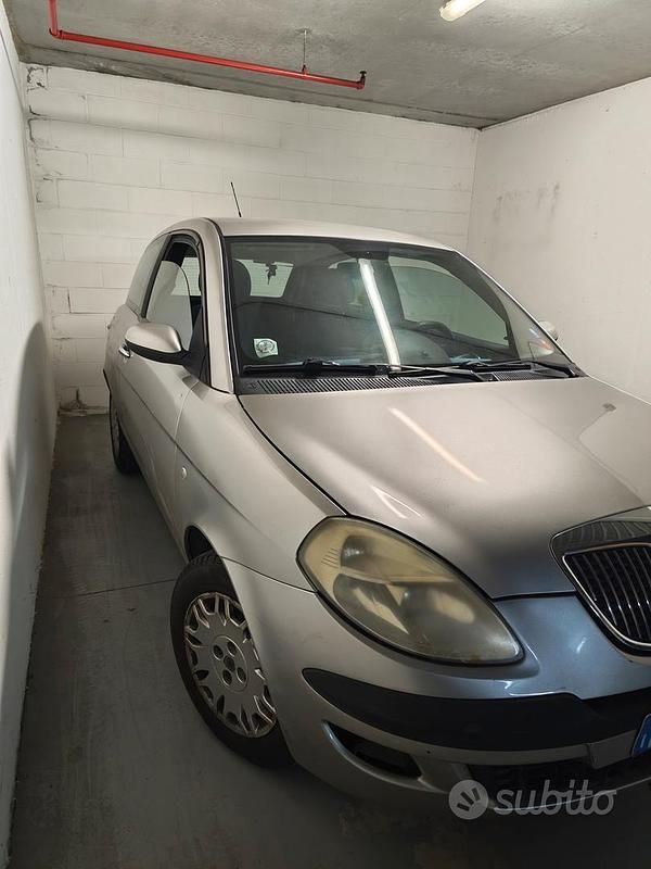 Grigio Usata 2003 Lancia Ypsilon Due volumi | 1500 € - Immagine 1/4