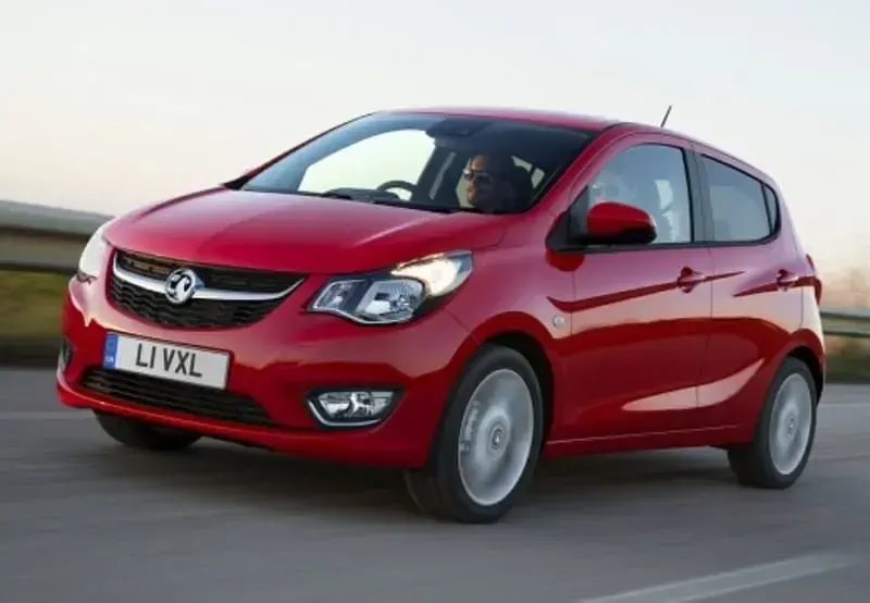 Usata Opel Karl Cosmo 75 CV (55 kW) 2016 Bianco Utilitaria