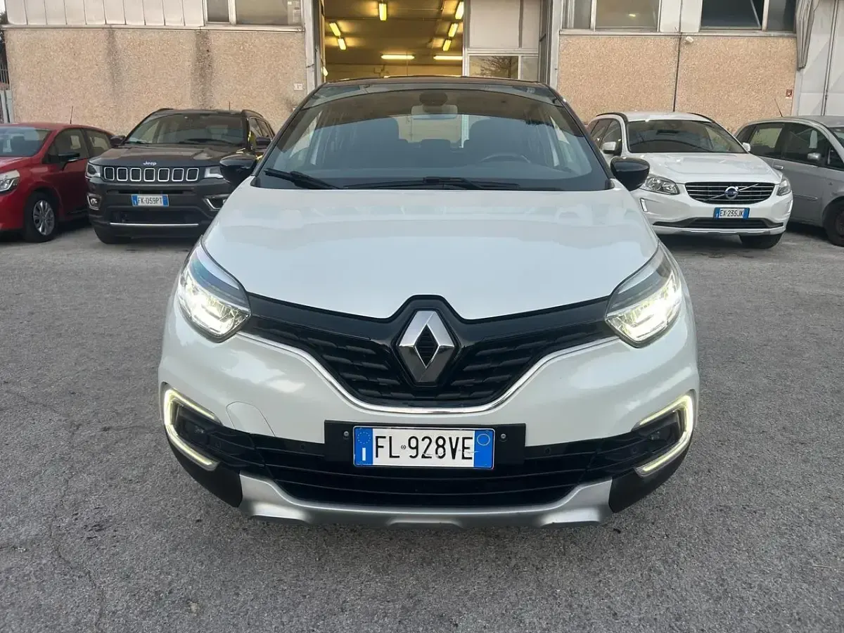 Usata Renault Captur 90 CV (66 kW) 2017 Bianco SUV