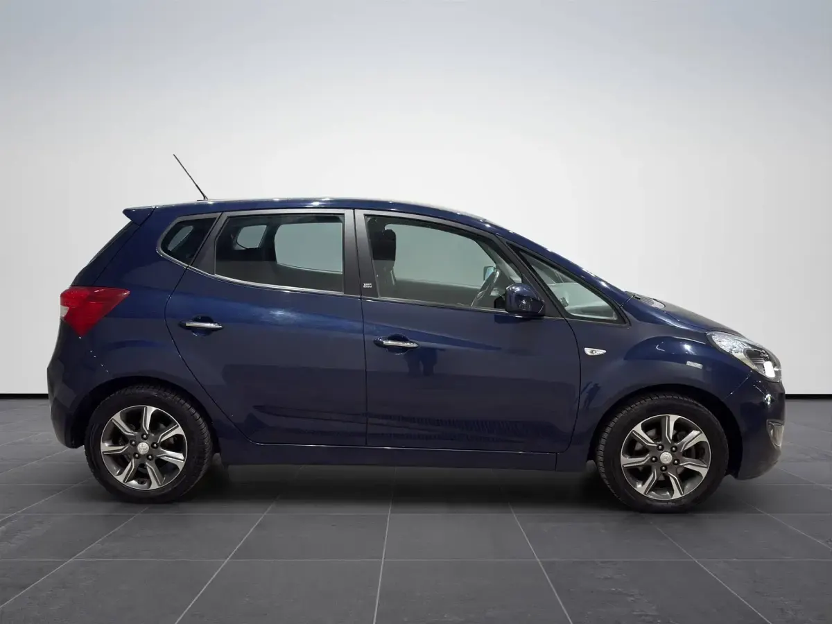 Usata Hyundai i20 124 CV (91 kW) 2019 Blu Utilitaria