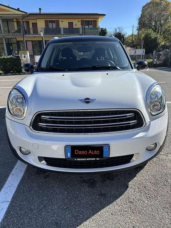 Bianco Usata 2016 Mini Cooper D Countryman Business SUV | 8300 € (Super prezzo) - Immagine 1/4
