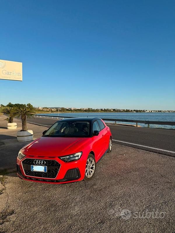 Rosso Usata 2019 Audi A1 Tre volumi | 17.900 € (Buon prezzo) - Immagine 1/4