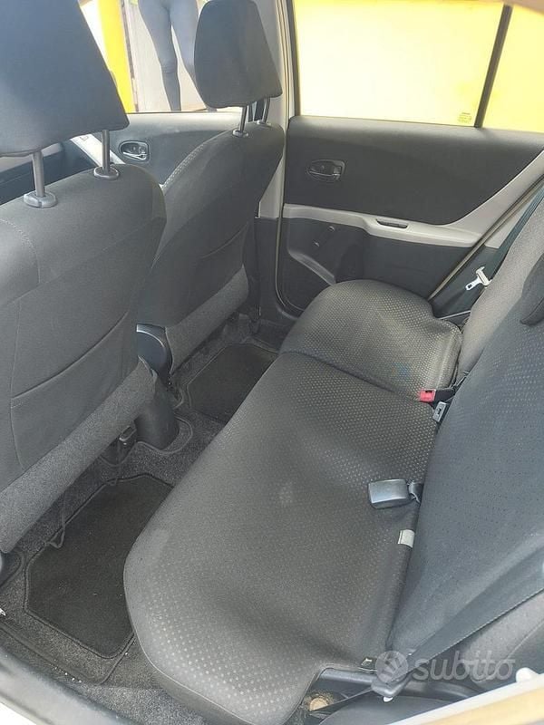 Usata Toyota Yaris 69 CV (50 kW) 2015 Utilitaria