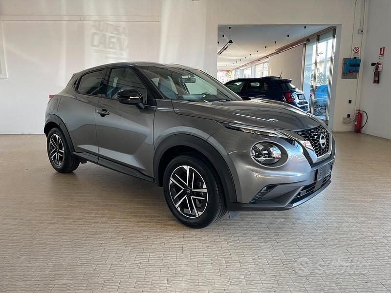 Usata Nissan Juke N-Connecta 114 CV (83 kW) 2025 Grigio SUV