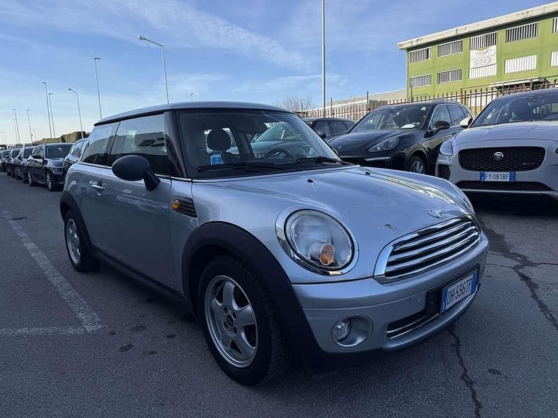 Usata Mini ONE 95 CV (69 kW) 2007 Argento Utilitaria