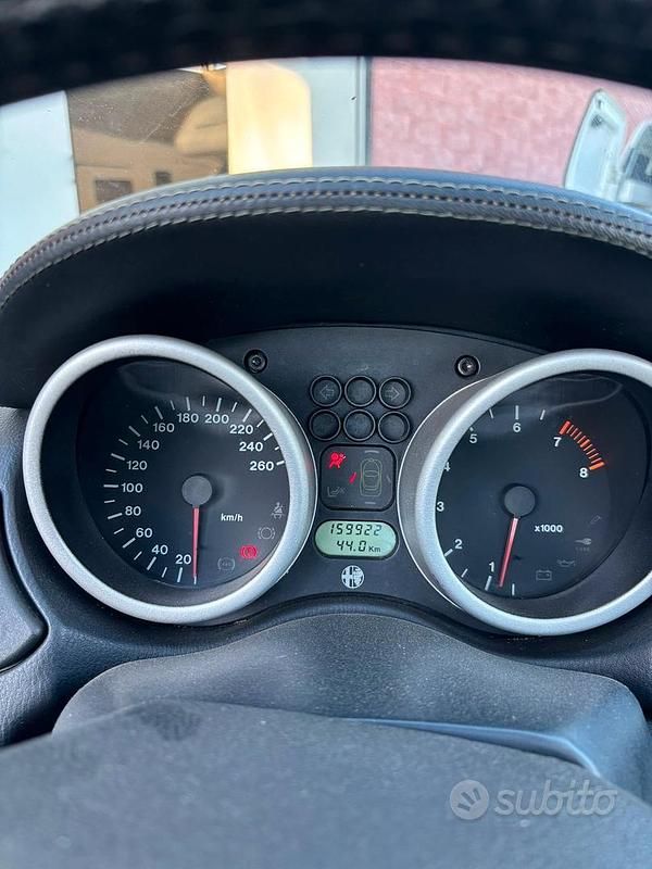 Begagnad Alfa Romeo GTV 144 HK (105 kW) 1999 Sportkupé