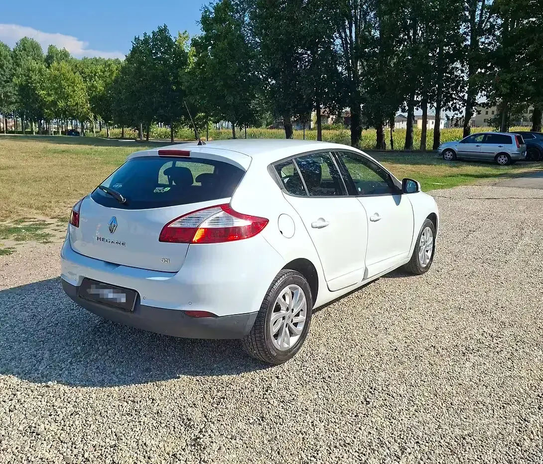 Usata Renault Mégane III 110 CV (80 kW) 2014 Berlina