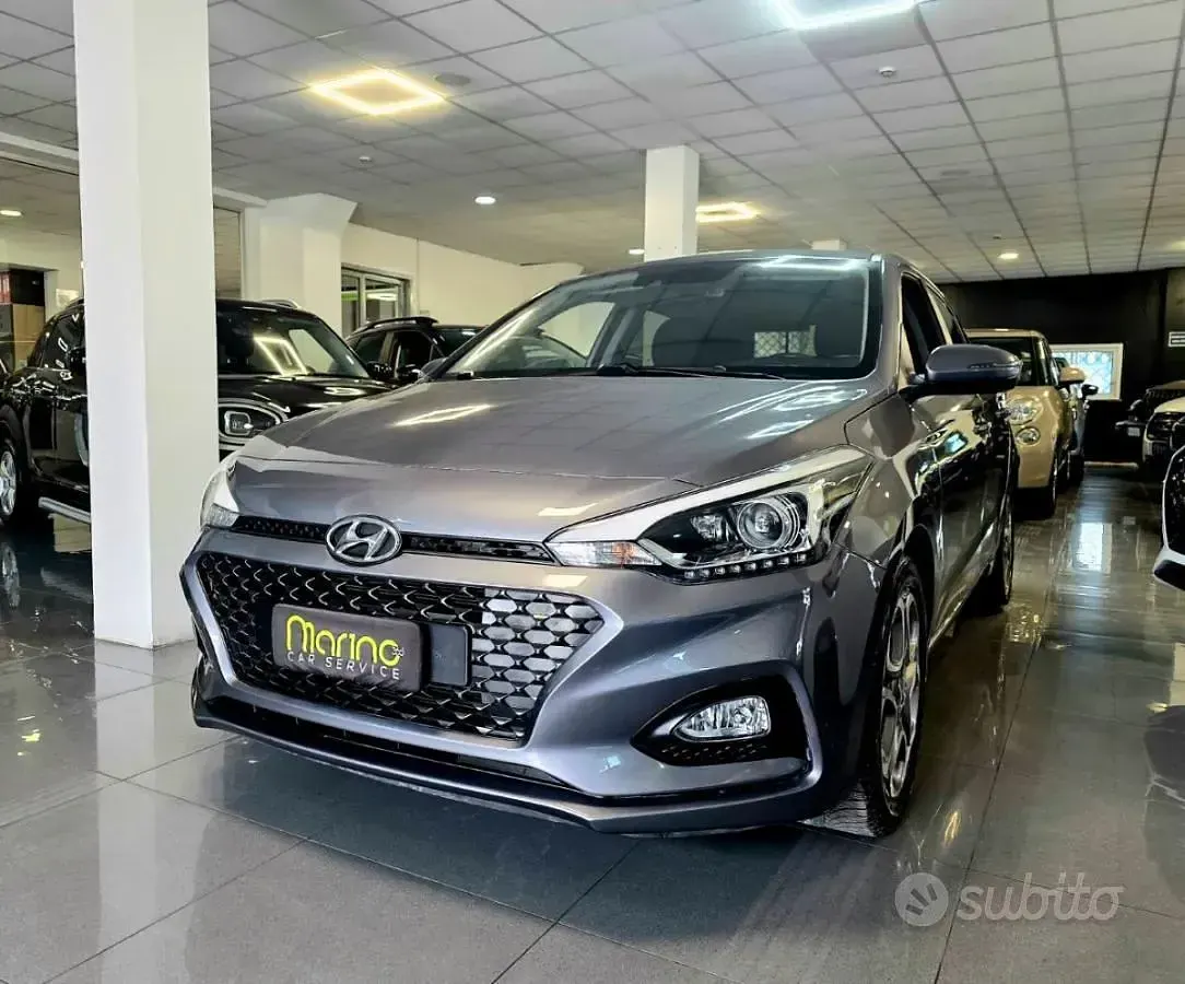 Usata Hyundai i20 84 CV (61 kW) 2018 Grigio Berlina
