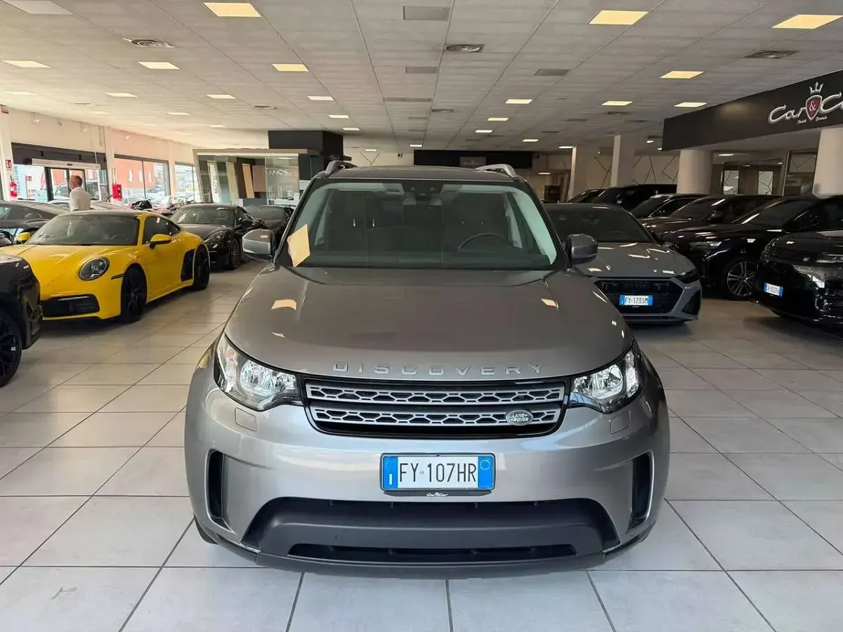Usata Land Rover Discovery 5 S 241 CV (177 kW) 2019 Grigio SUV