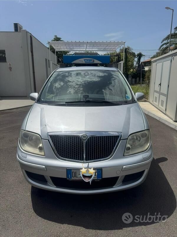 Usata Lancia Phedra 136 CV (100 kW) 2006 Grigio Monovolume