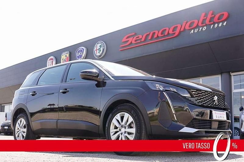 Nero Usata 2023 Peugeot 5008 Active Monovolume | 23.990 € (Buon prezzo) - Immagine 1/4
