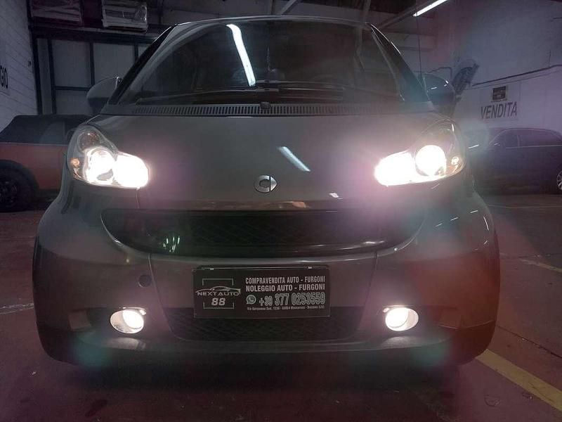 Usata 2010 Smart ForTwo Coupé Passion Due volumi | 4800 € (Buon prezzo) - Immagine 1/4