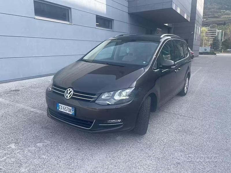 Usata VW Sharan Highline 140 CV (102 kW) 2014 Marrone Monovolume