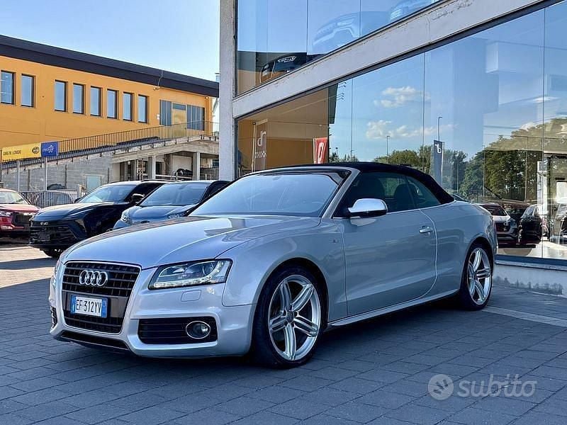 Usata Audi A5 Cabriolet Ambiente 170 CV (125 kW) 2011 Argento Cabrio